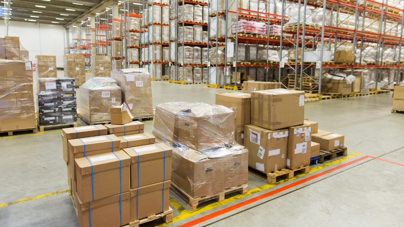 Gudang Bukan Sekadar Tempat Simpan Barang : Memahami Peran Strategis Fasilitas Logistik Modern